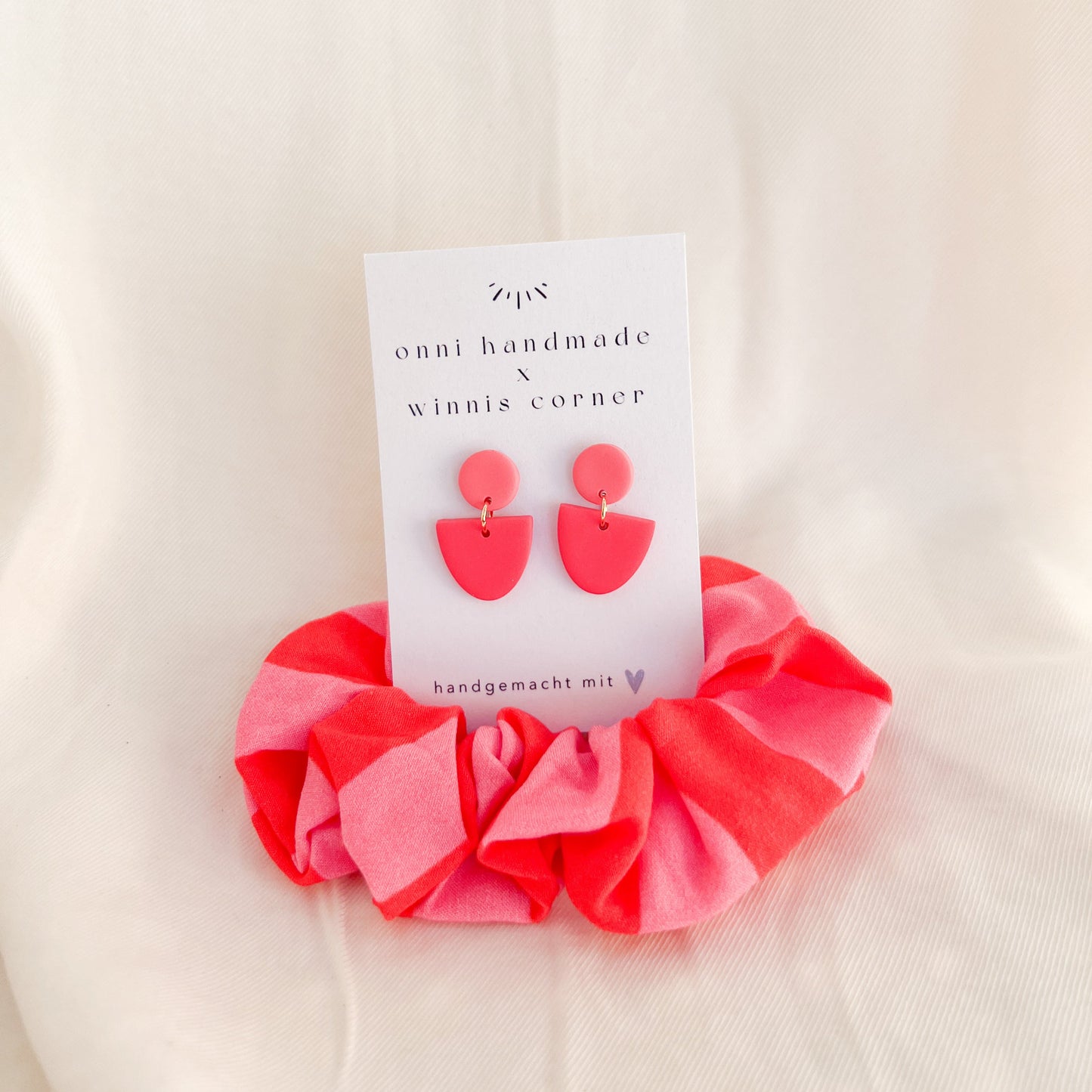 Scrunchie Set VERA aus Baumwolle mit passenden Ohrringen aus Polymerton und vergoldetem Edelstahl in Rosa-Tönen